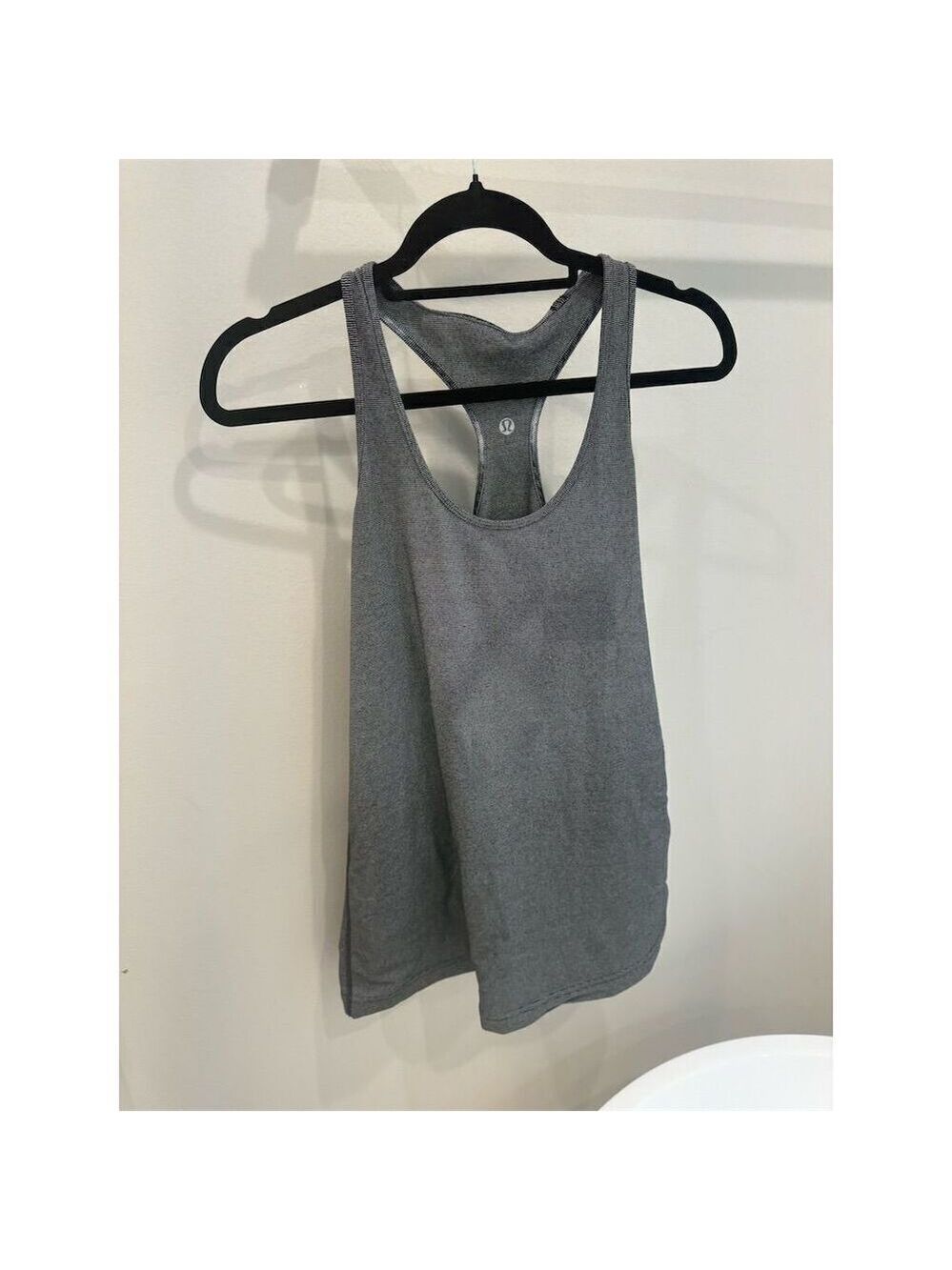 Lululemon Women's Racerback Tank Top Gray Size 6 Gym Running Yoga